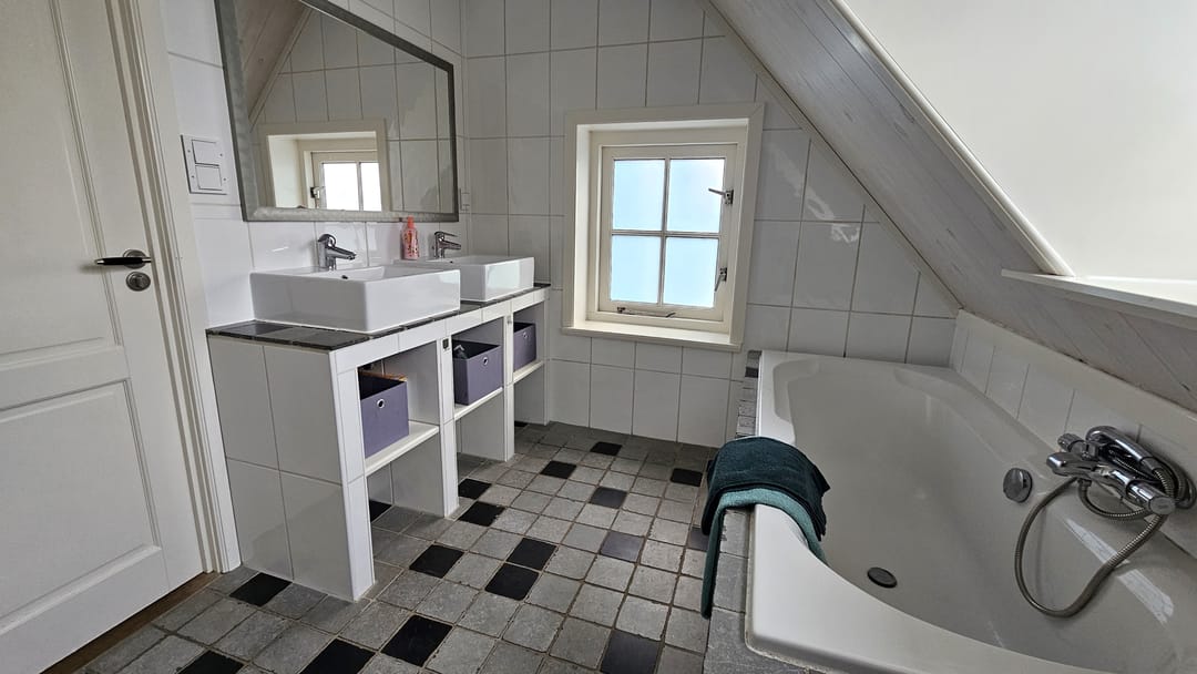 Photo 37 of J.J. Allanstraat 98