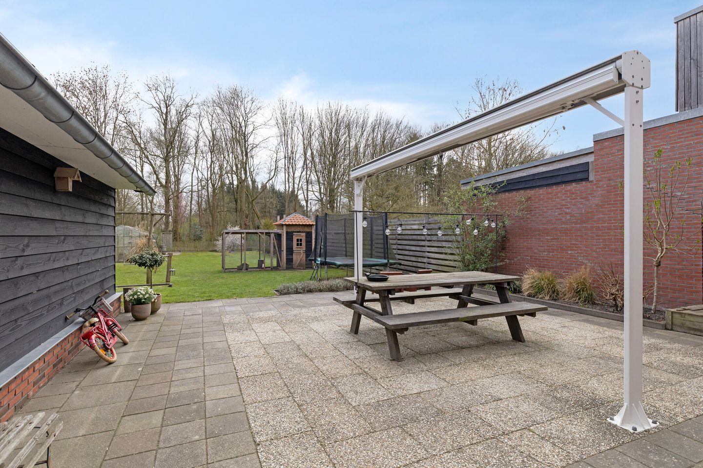 Foto 40 van Burg v Roijenstr Oost 211