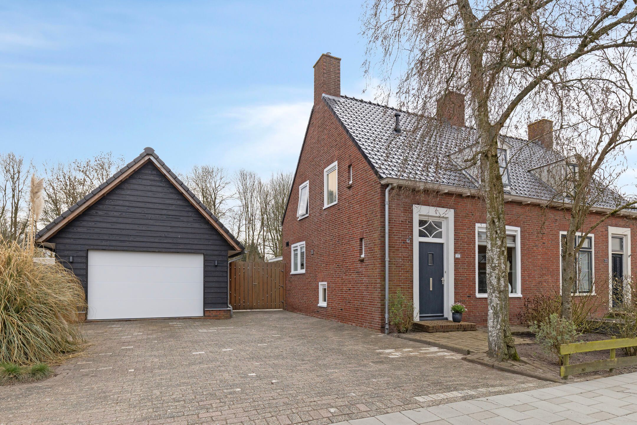 Foto 45 van Burg v Roijenstr Oost 211