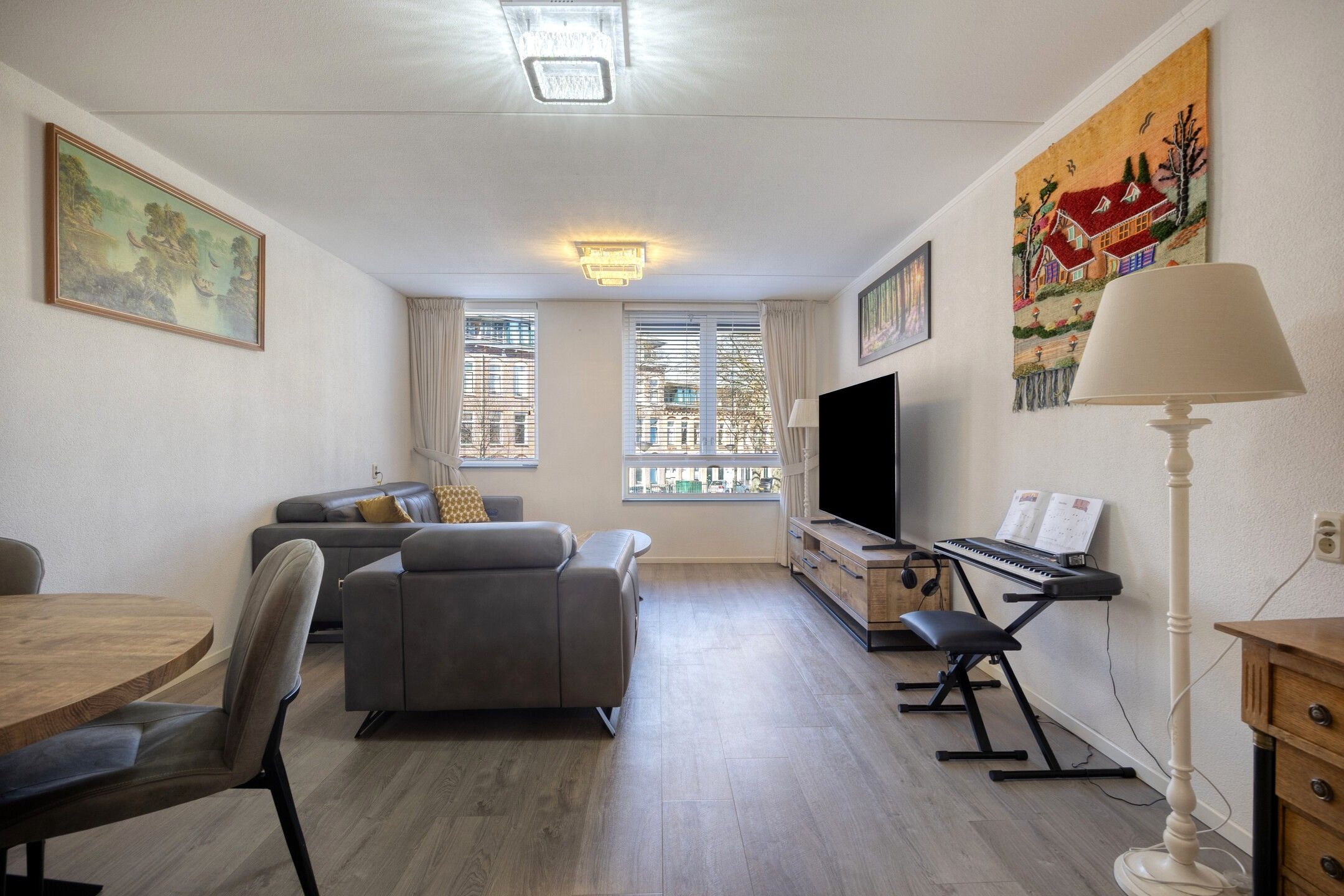 Foto 3 van Van Miereveltstraat 21