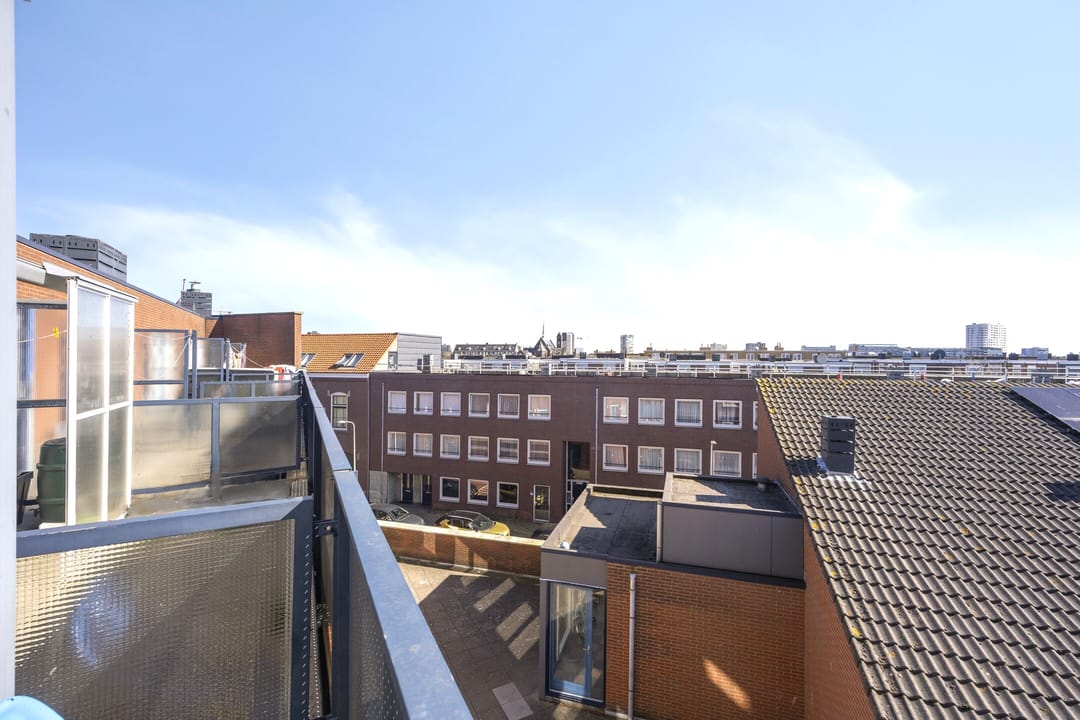 Foto 17 van Van Miereveltstraat 21