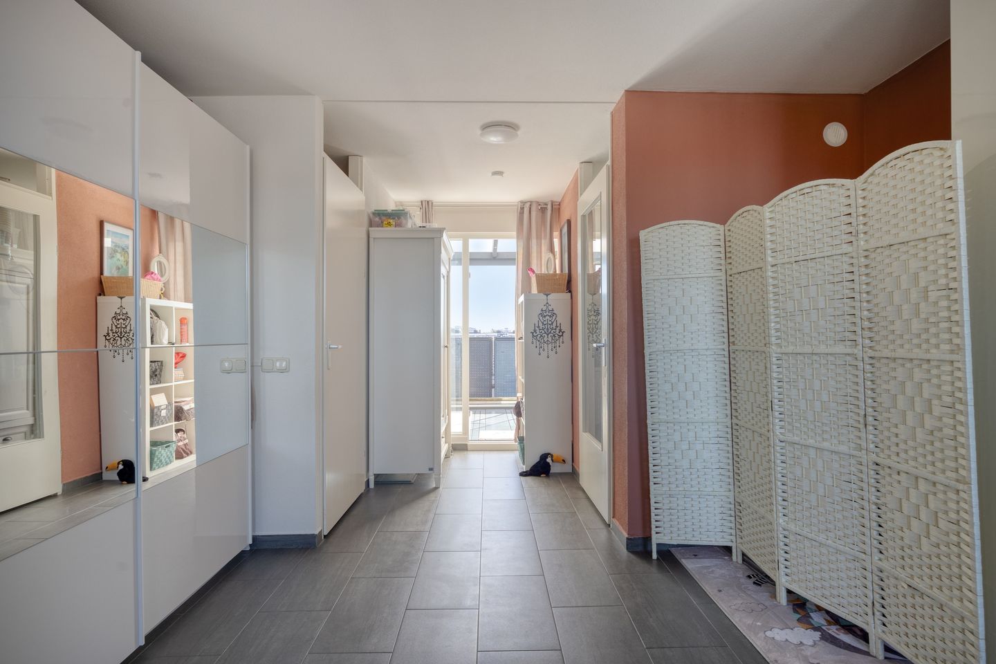 Foto 14 van Van Miereveltstraat 21