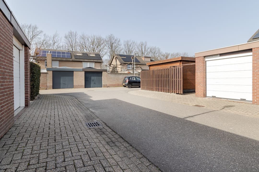 Photo 38 of Anjerstraat 2