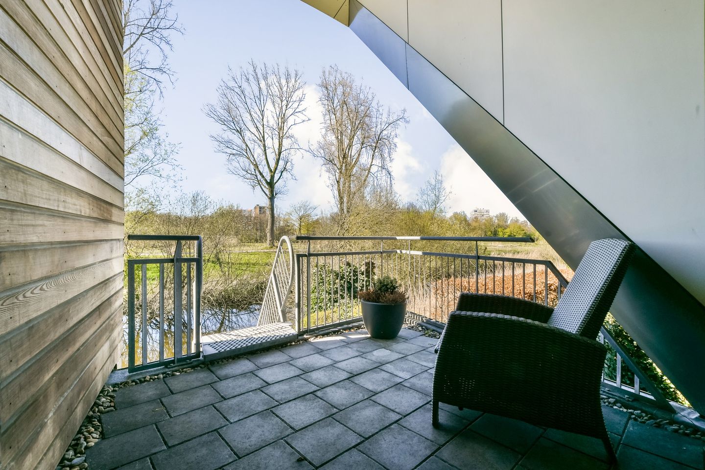Photo 14 of Blankenbergestraat 18