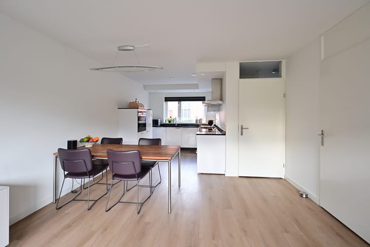 Foto 5 van Morgen 12