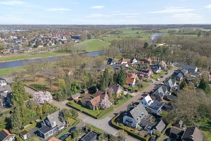 Photo 3 of Wilhelminastraat 1