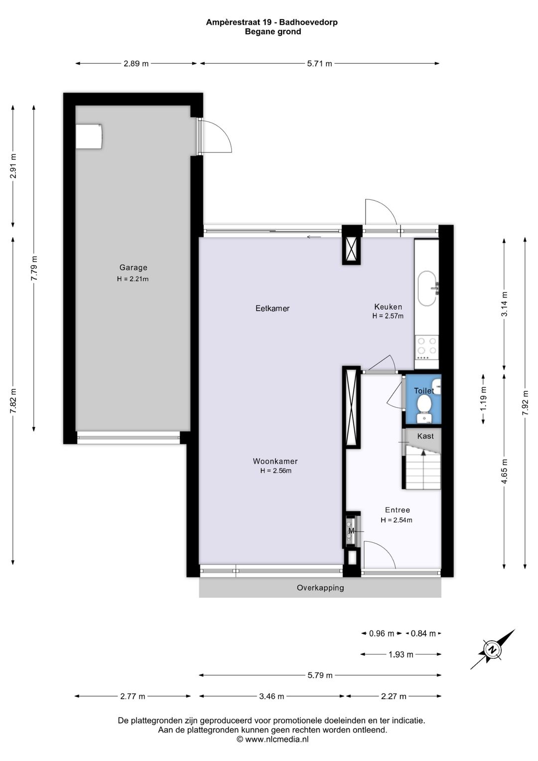 Spacious Semi-Detached House with Garage and Mature Garden in Badhoevedorp — 32