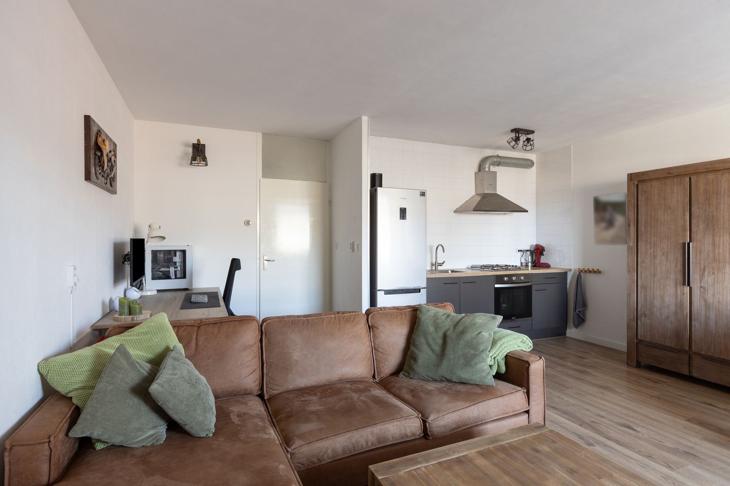 Bright 2-room apartment with balcony and garage near CityCentrum Veldhoven — 20