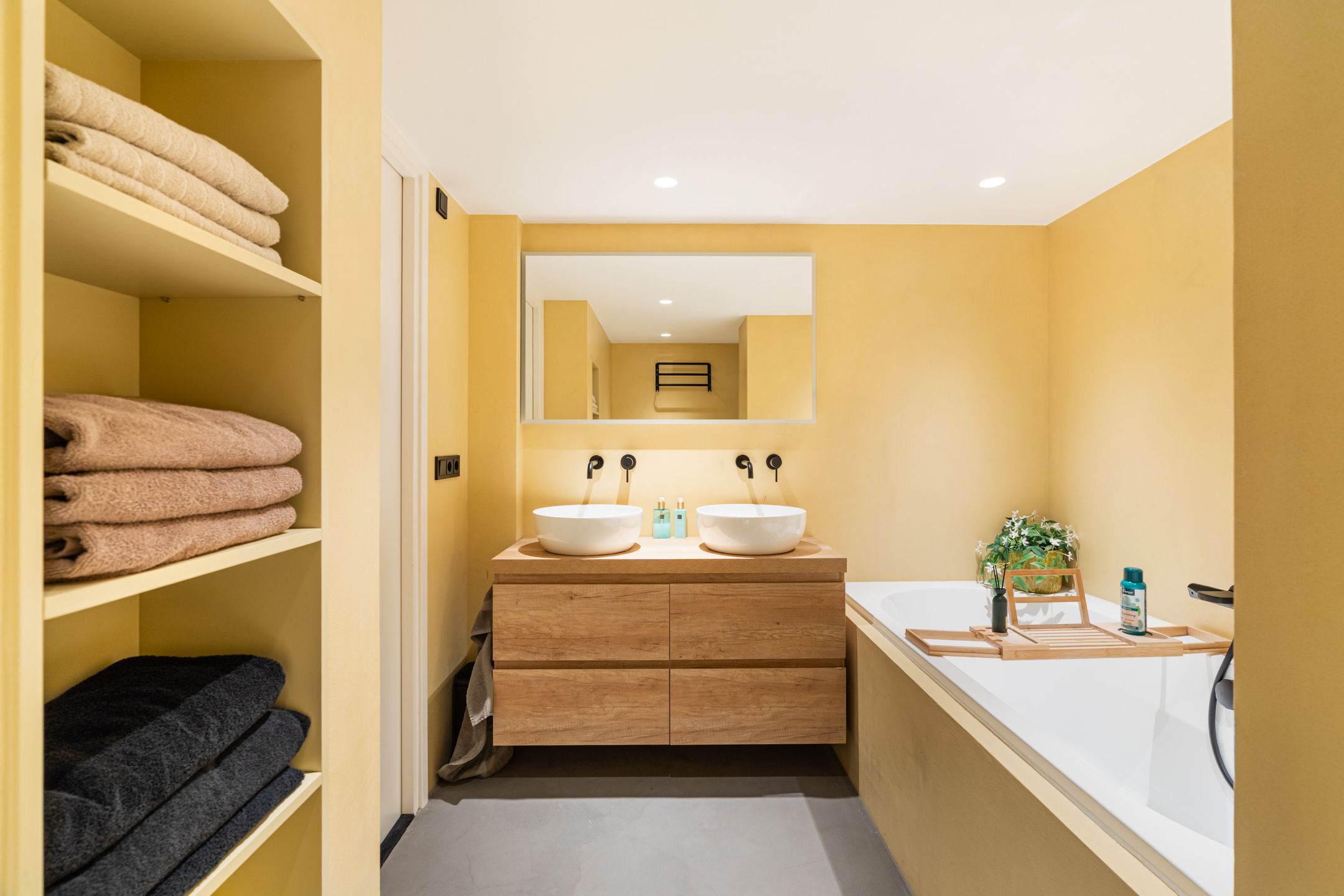 Renovated terraced house with extension near the beach in Monster — 45