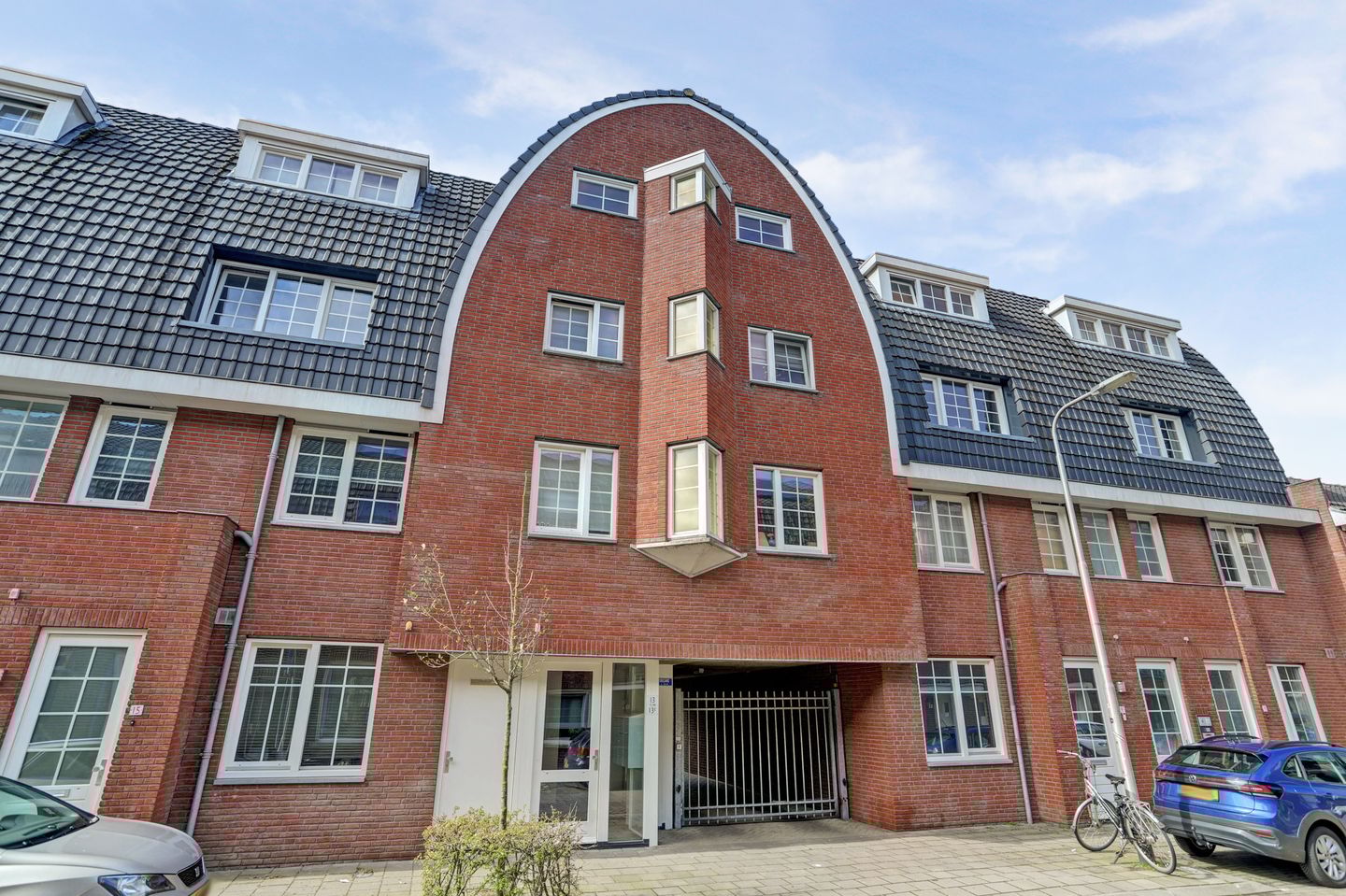 Foto 1 van Noord-Besterdstraat 13-D