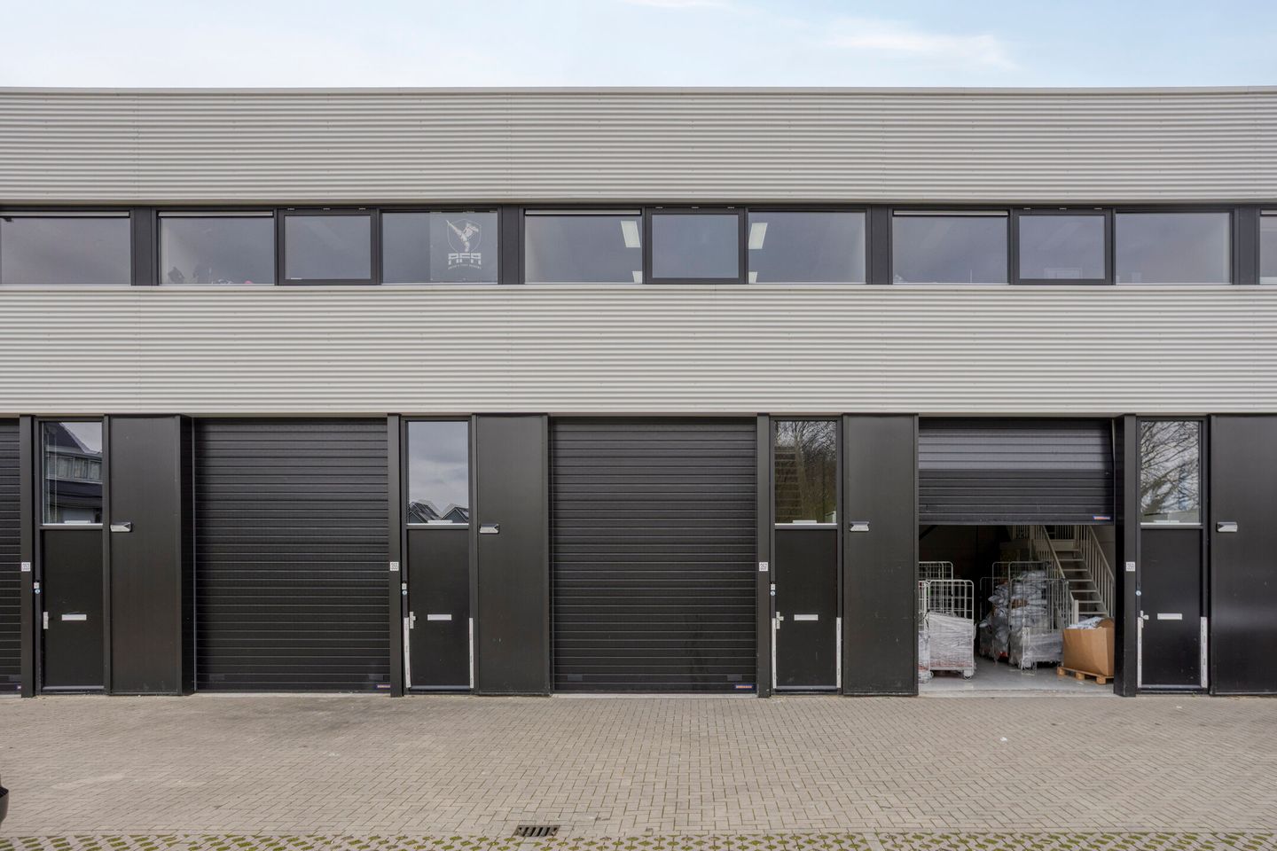 Bekijk foto 2 van Willem Dreeslaan 357