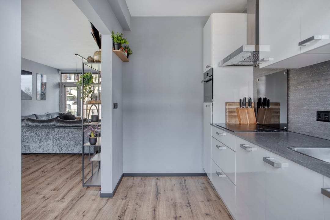 Move-in Ready 3-Room Apartment with Two Balconies and Ample Storage — 23