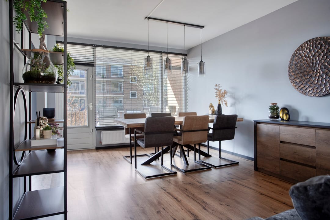 Move-in Ready 3-Room Apartment with Two Balconies and Ample Storage — 13