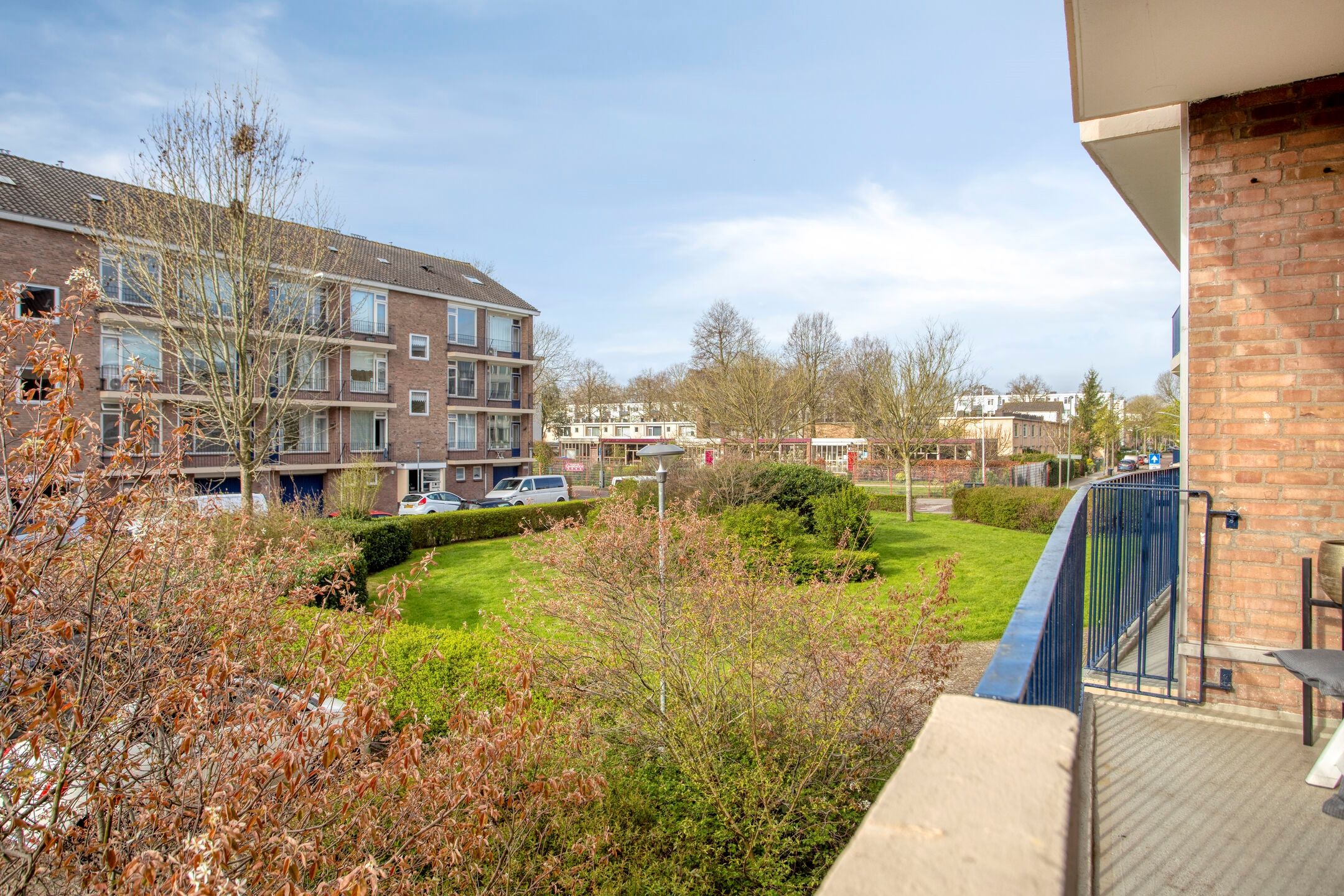 Move-in Ready 3-Room Apartment with Two Balconies and Ample Storage — 18