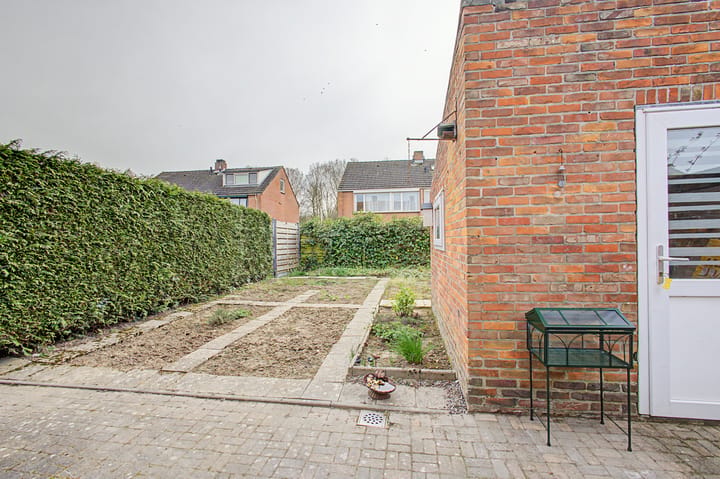 Photo 3 of Bernhardstraat 1