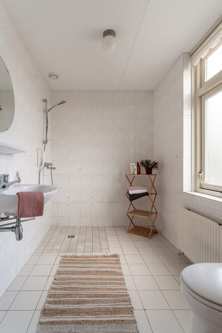 Foto 4 van Reuweg 1-A