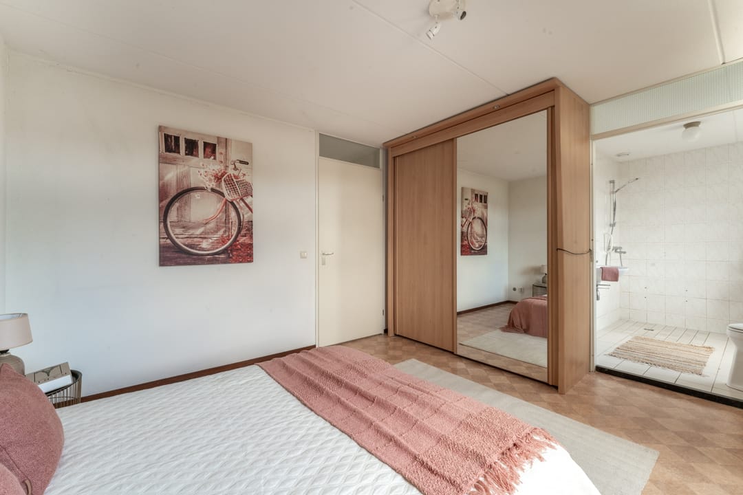 Foto 16 van Reuweg 1-A