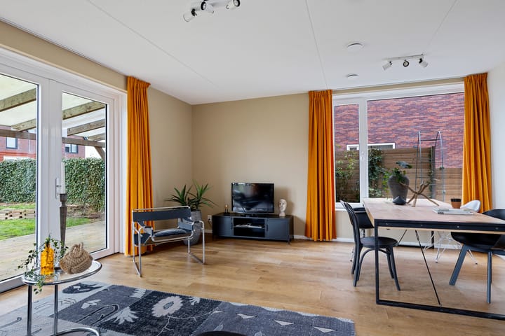 Photo 2 of Lakenvelder 47