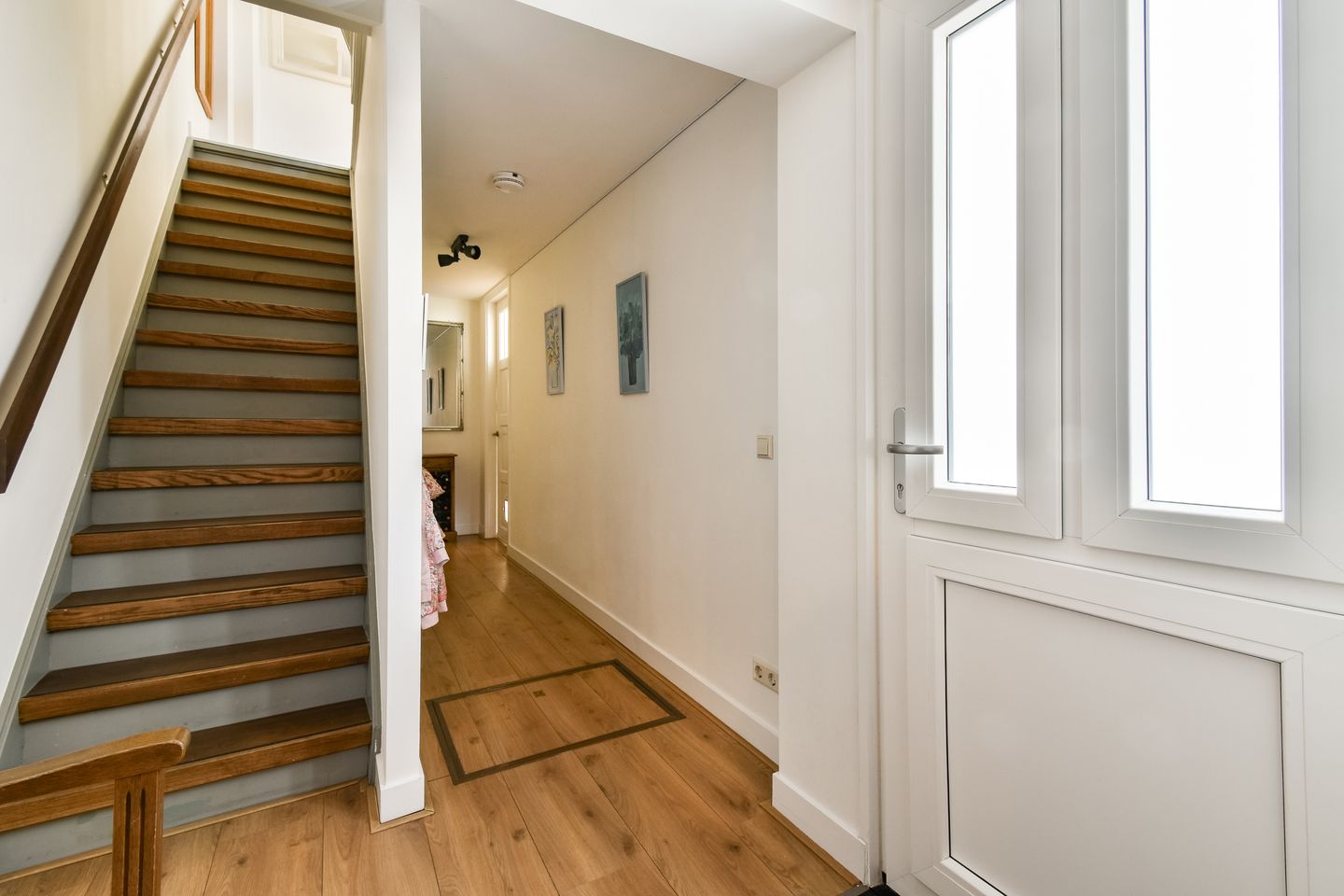 Photo 10 of Victor Rutgersstraat 44