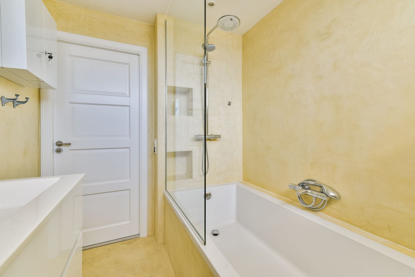 Photo 14 of Victor Rutgersstraat 44