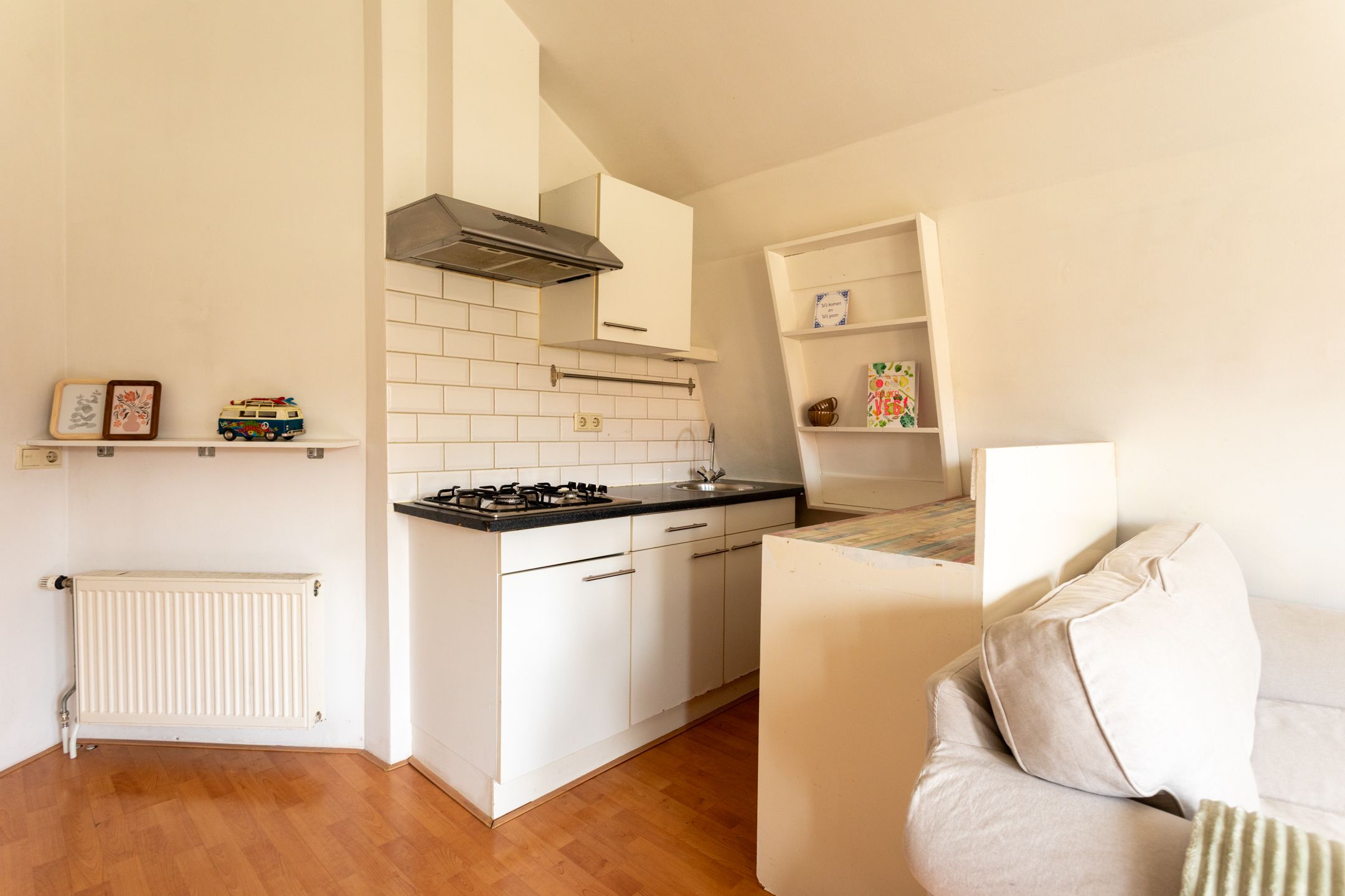 Charming Top Floor Apartment with Sunny Terrace near Castricum Beach — 18