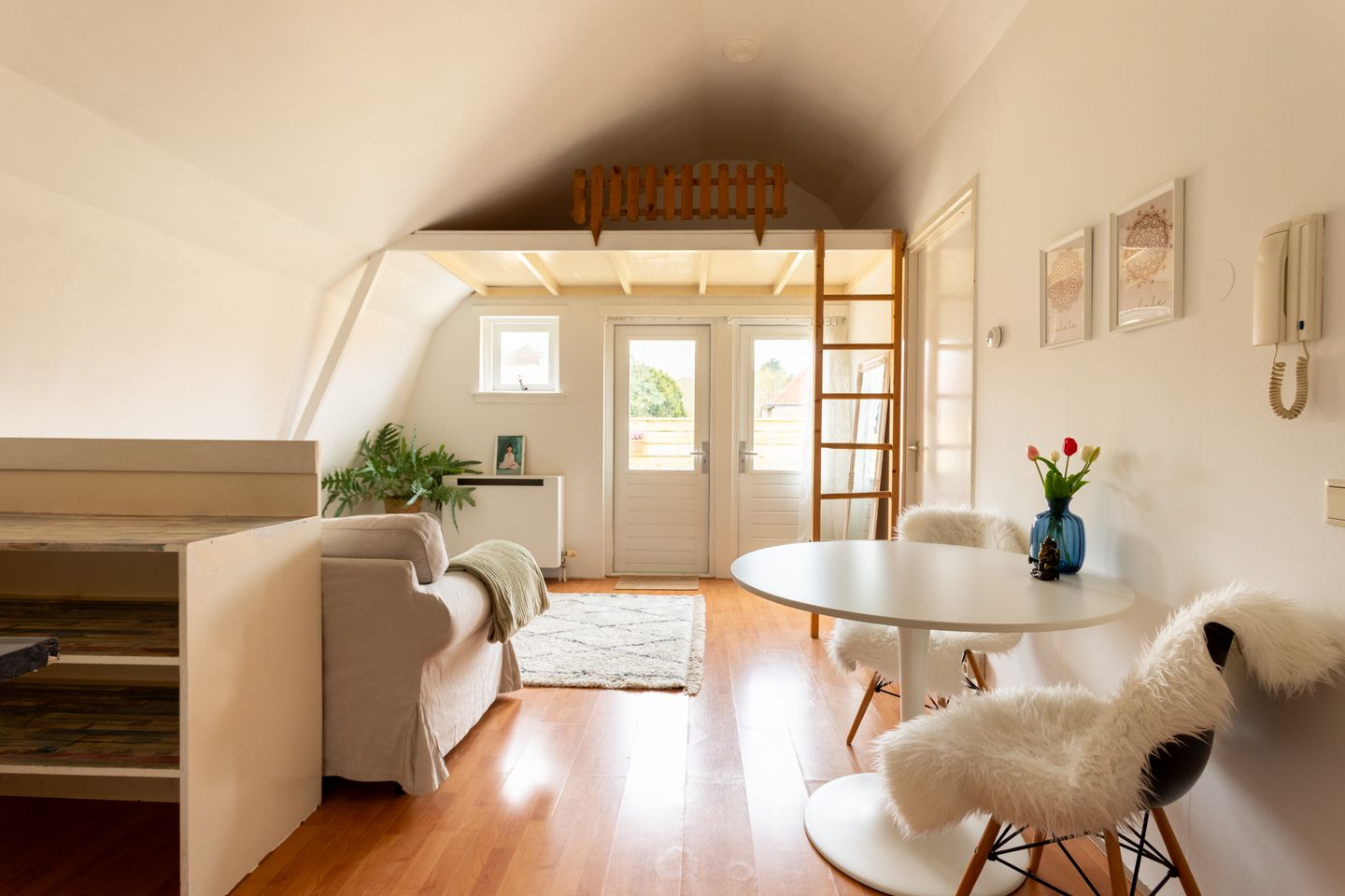 Charming Top Floor Apartment with Sunny Terrace near Castricum Beach — 20