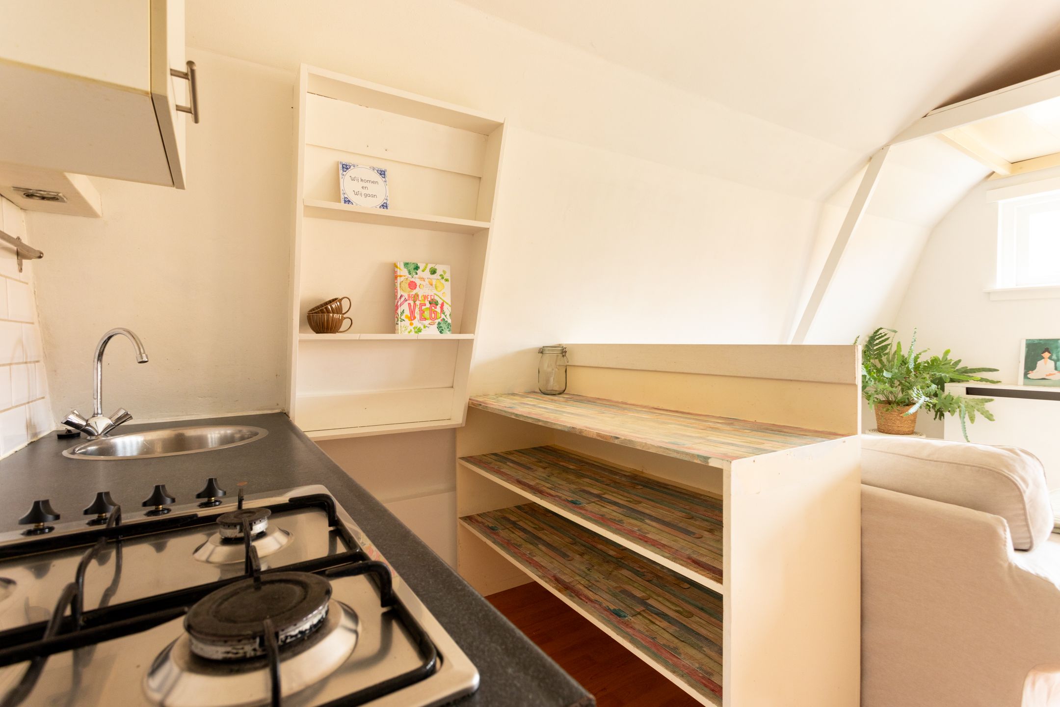 Charming Top Floor Apartment with Sunny Terrace near Castricum Beach — 15