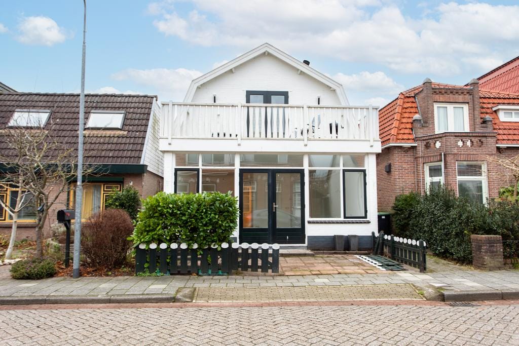 Charming Top Floor Apartment with Sunny Terrace near Castricum Beach — 29