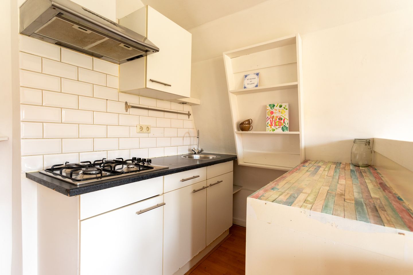 Charming Top Floor Apartment with Sunny Terrace near Castricum Beach — 14