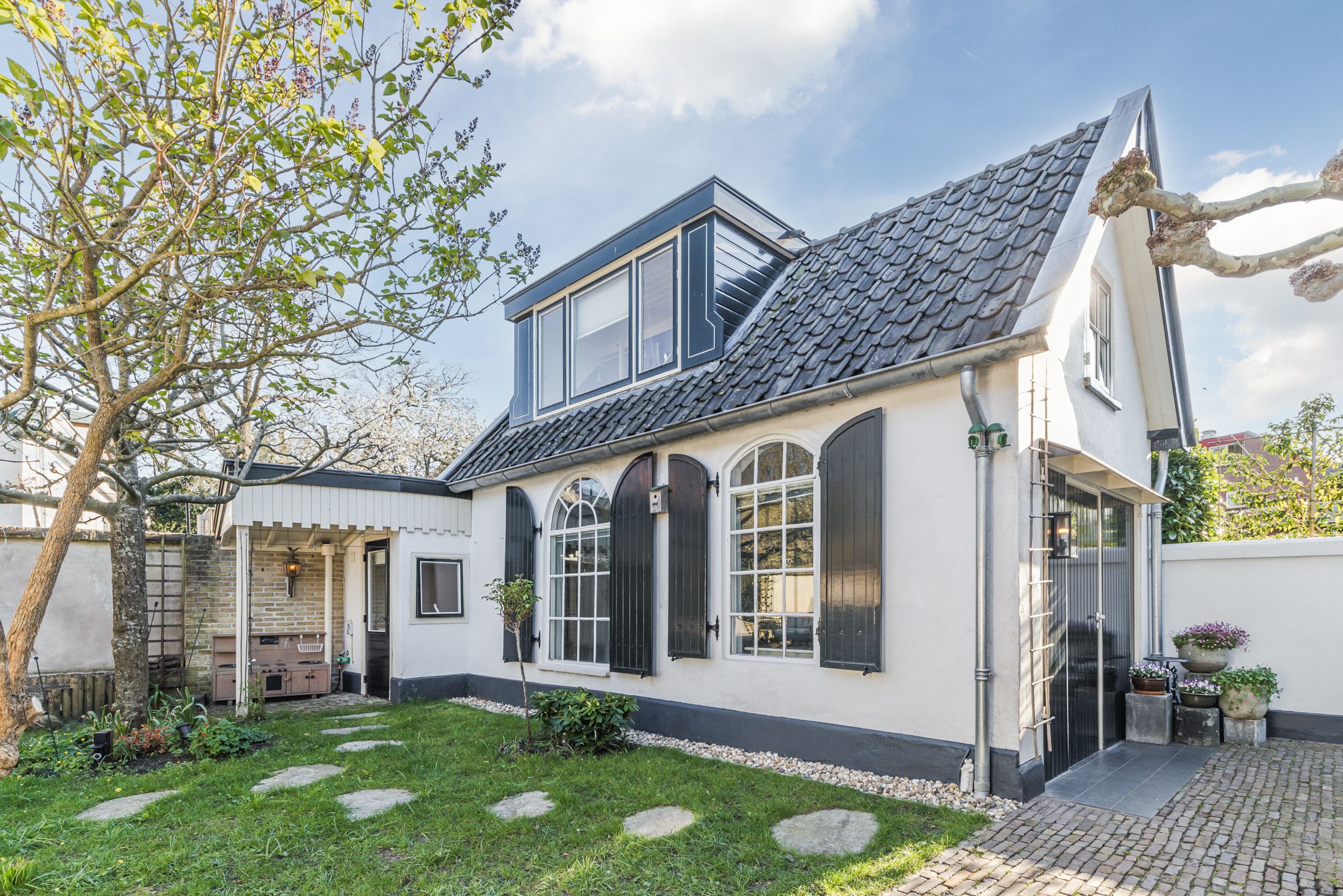 Foto 30 van Schoolstraat 6