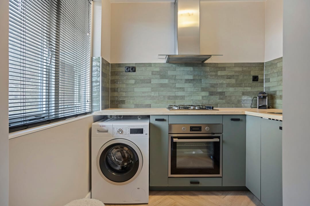 Renovated 3-room apartment with garage in central Oss — 17