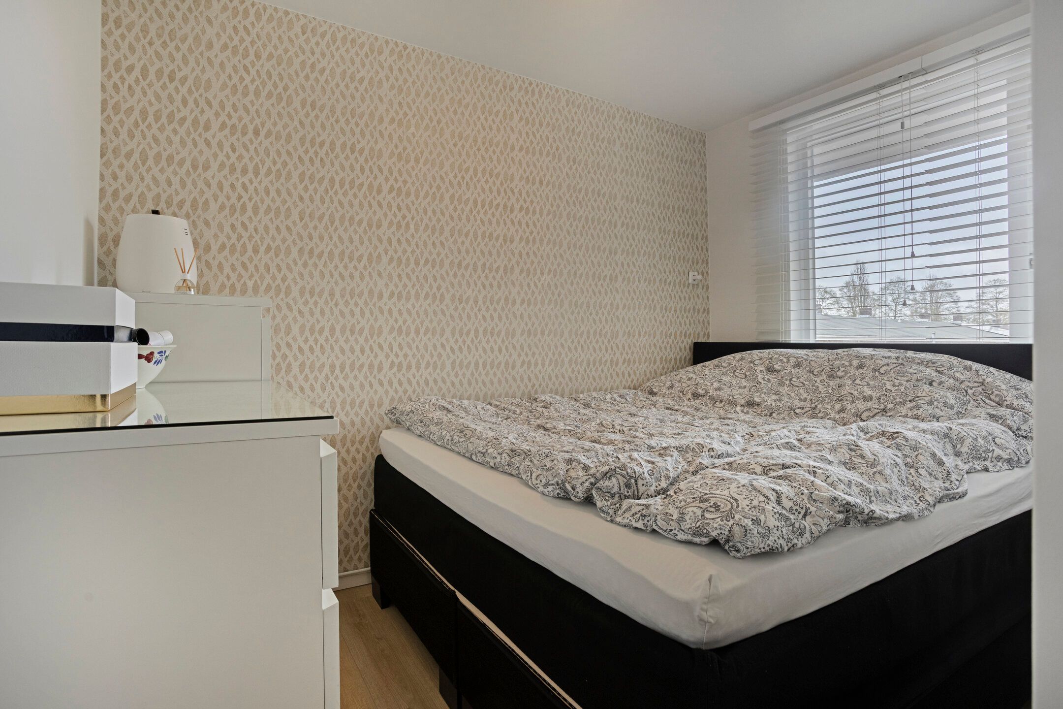 Renovated 3-room apartment with garage in central Oss — 12