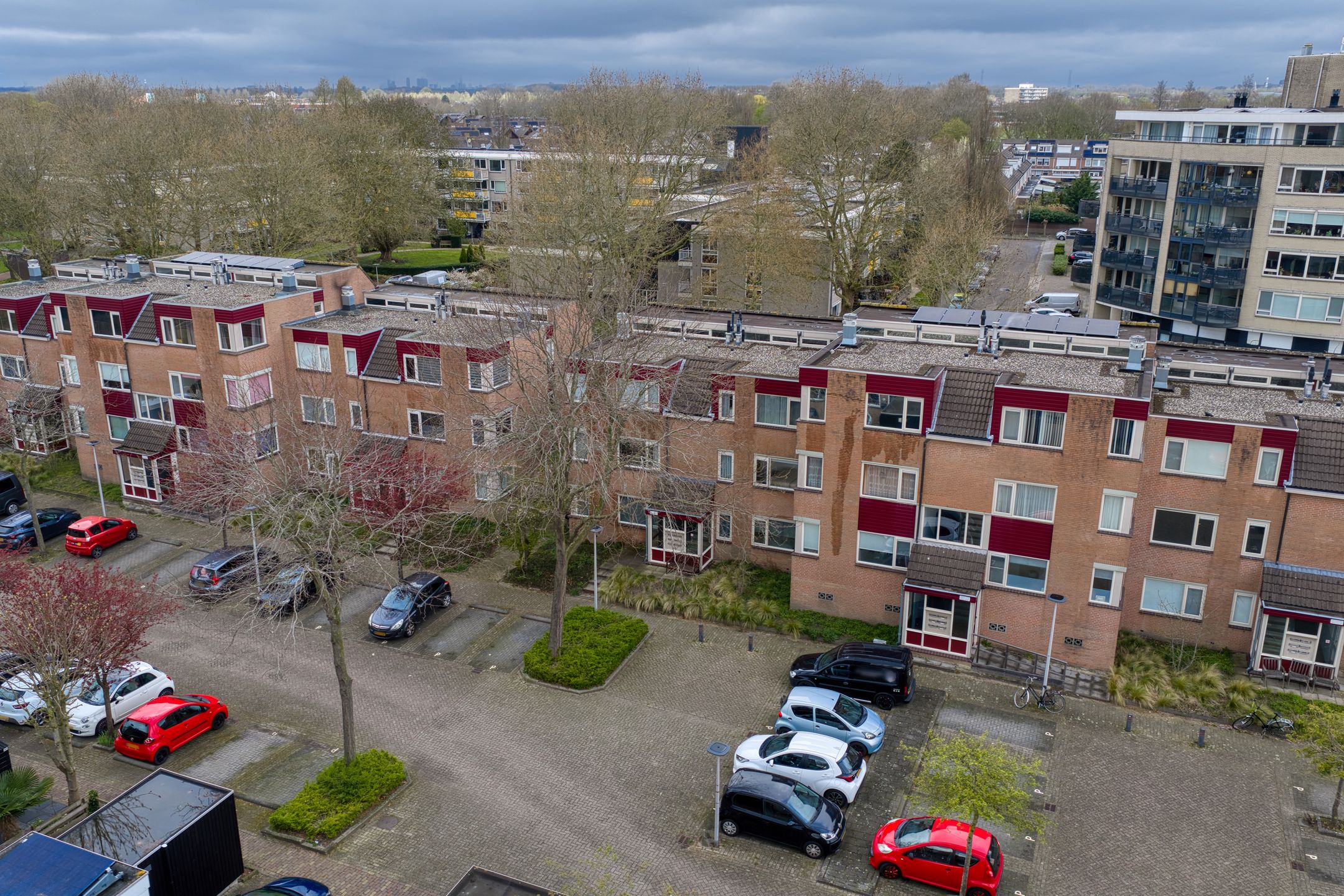 Move-In Ready Two-Room Apartment with Sunny Balcony in Hendrik-Ido-Ambacht — 36