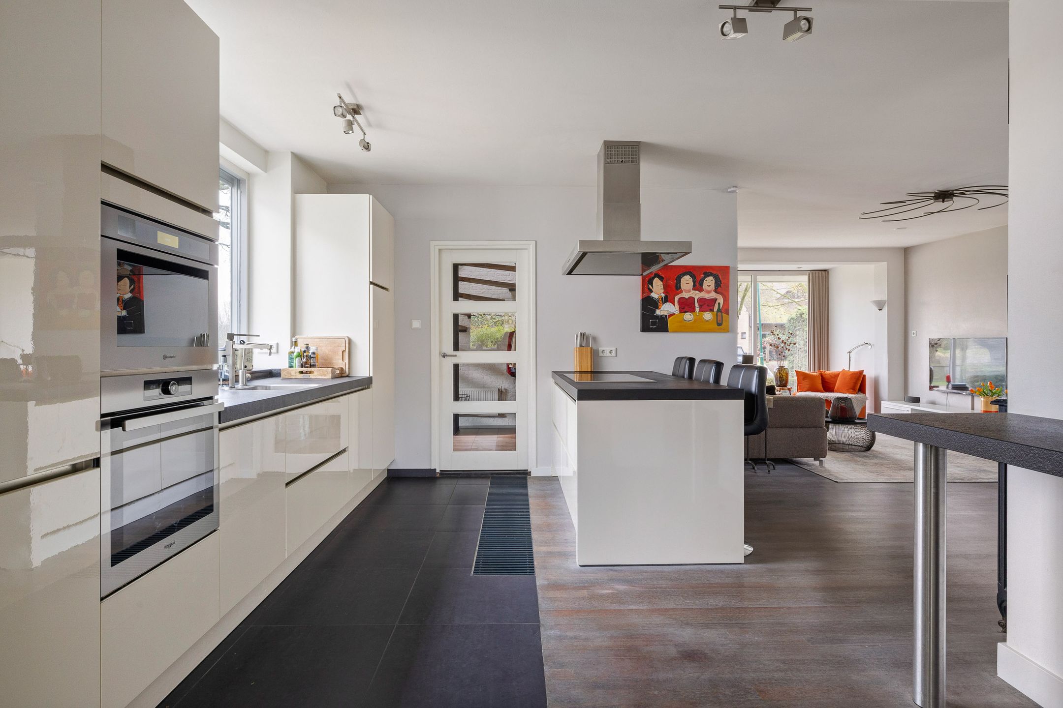 Foto 3 van Monseigneur van Oorschotstraat 32