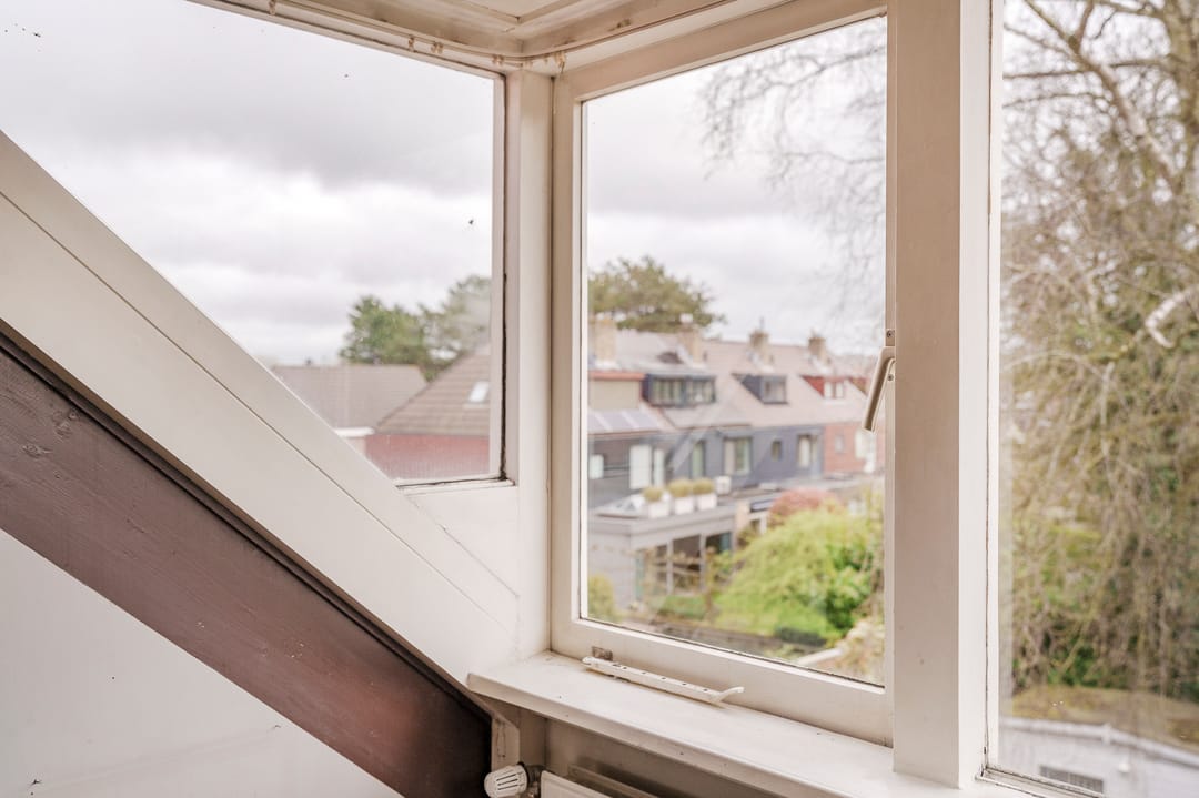 Characterful family home with garden and renovation potential in Wassenaar — 37
