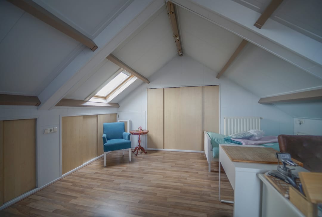 Spacious extended semi-detached home with four bedrooms in St. Willebrord — 70