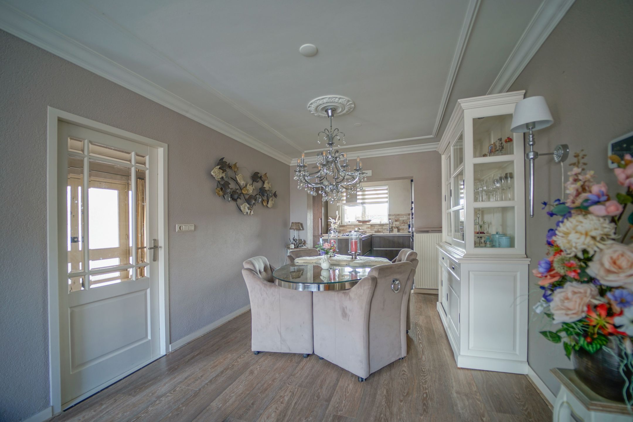 Spacious extended semi-detached home with four bedrooms in St. Willebrord — 51
