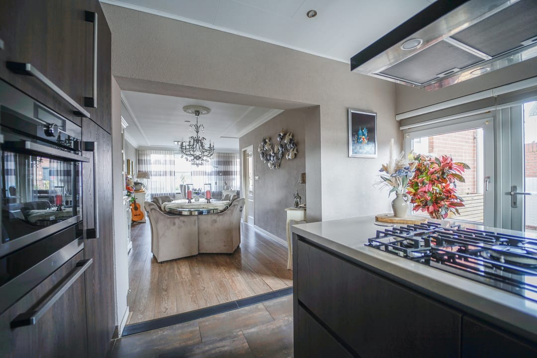 Spacious extended semi-detached home with four bedrooms in St. Willebrord — 55