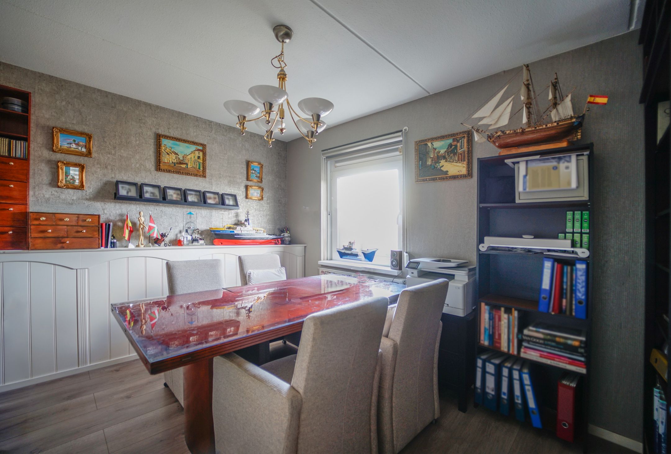 Spacious extended semi-detached home with four bedrooms in St. Willebrord — 68