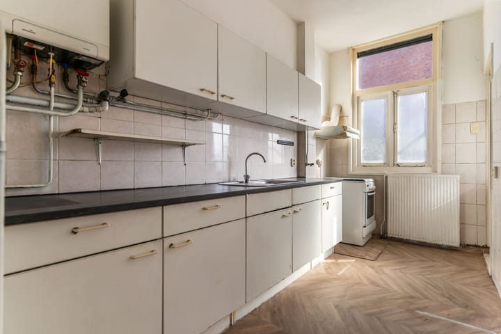 Photo 4 of Wouwermanstraat 22