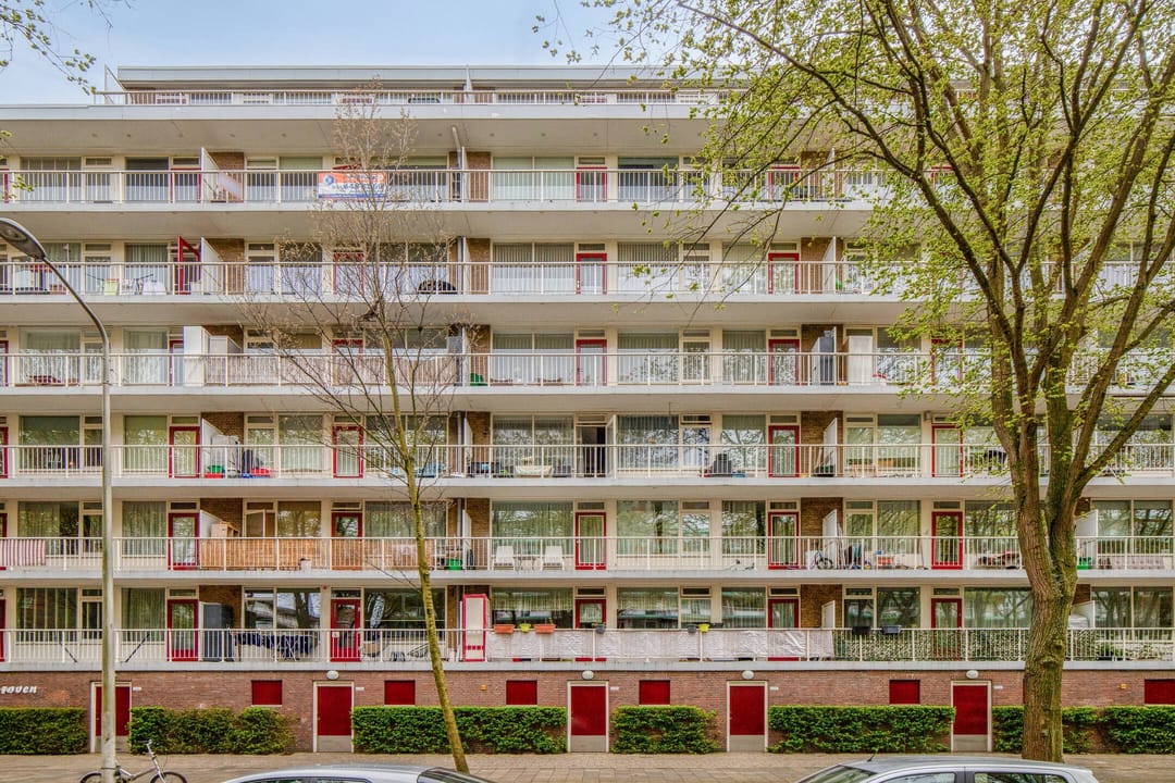 Bright 4-Room Apartment with Lift and Balcony in The Hague Leyenburg — 16