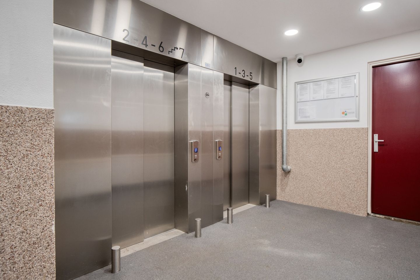 Bright 4-Room Apartment with Lift and Balcony in The Hague Leyenburg — 14