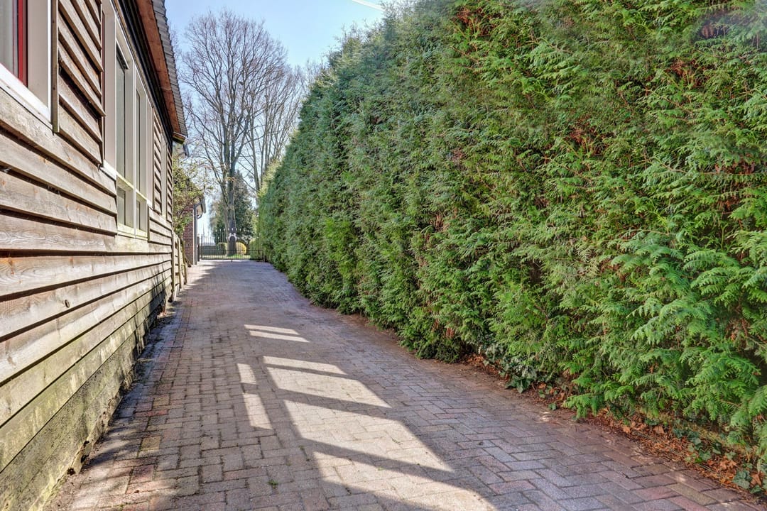 Spacious detached villa with 7 bedrooms and stunning rural views near Emmen — 52