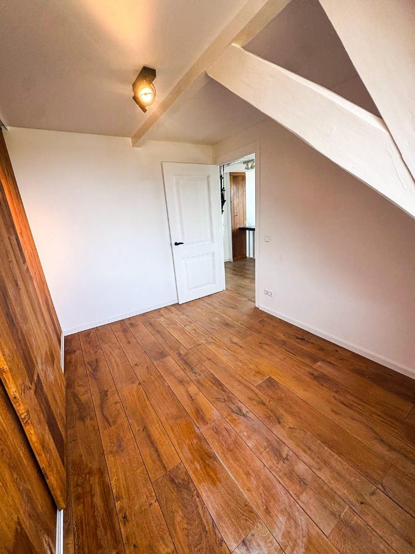 Luxury Apartment with Energy Label A in Monumental Building Along Utrecht Singel — 17