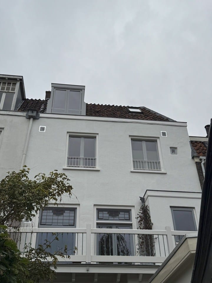 Luxury Apartment with Energy Label A in Monumental Building Along Utrecht Singel — 19