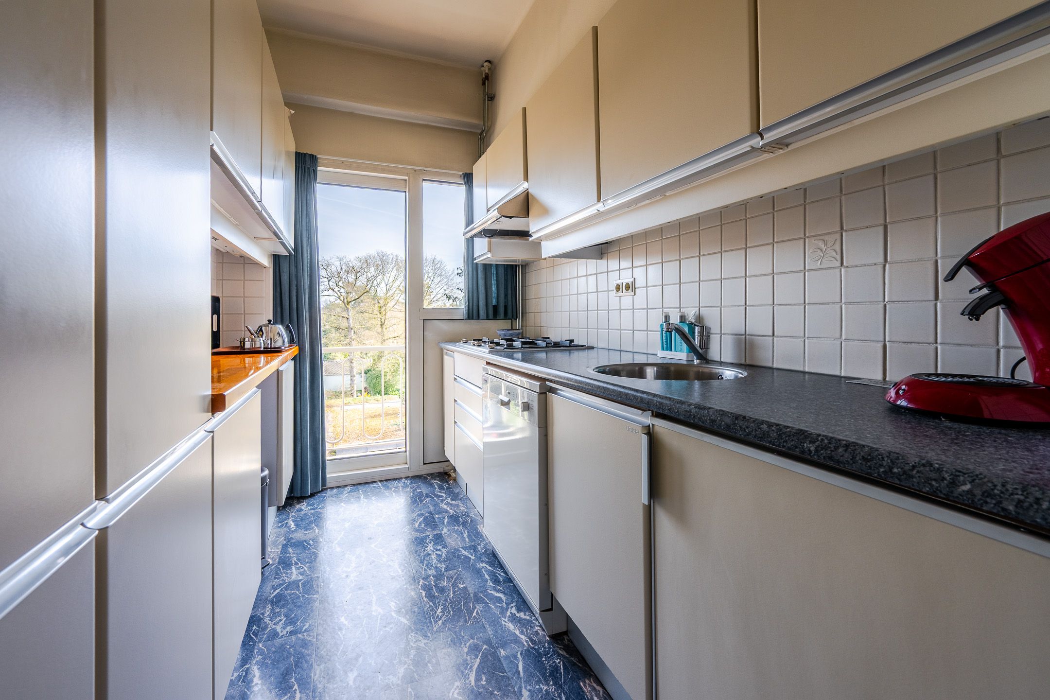Sunny Apartment with Park Views in Zeist Center — 18