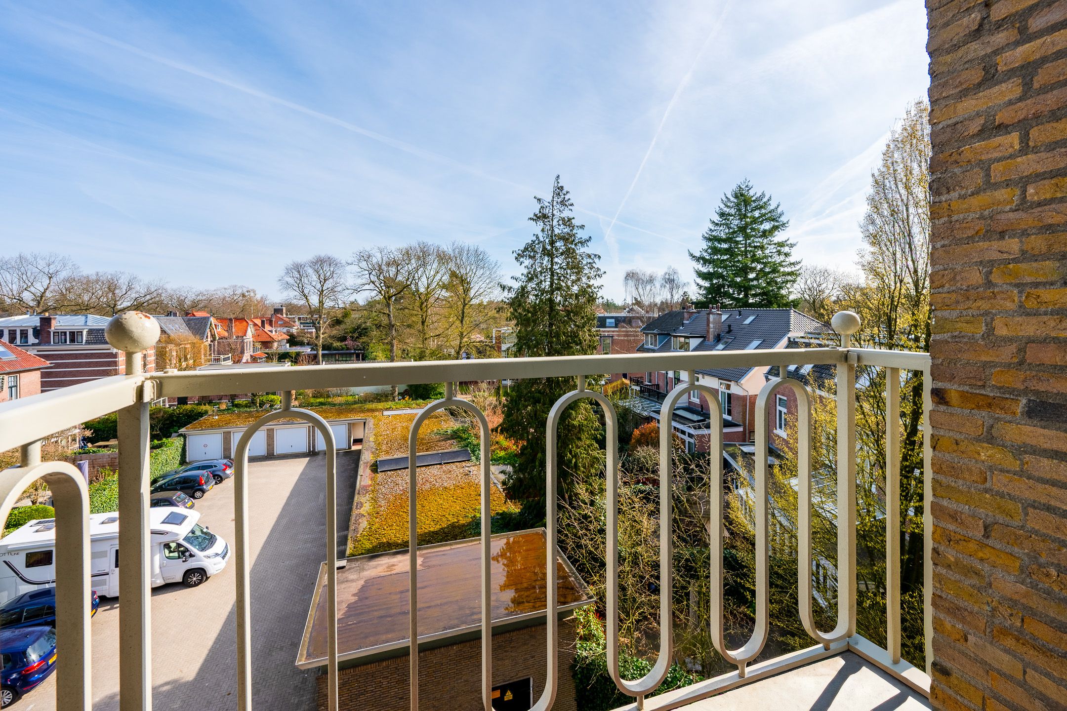 Sunny Apartment with Park Views in Zeist Center — 24
