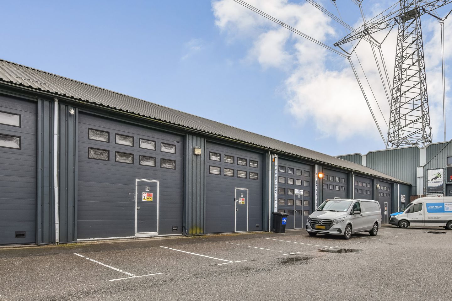 Bekijk foto 4 van Zuideinde 74-E