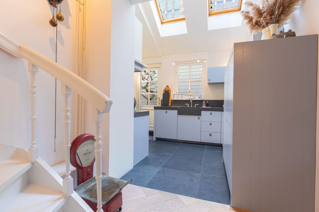 Unique Historic Townhouse in Heart of Hoorn City Center — 13