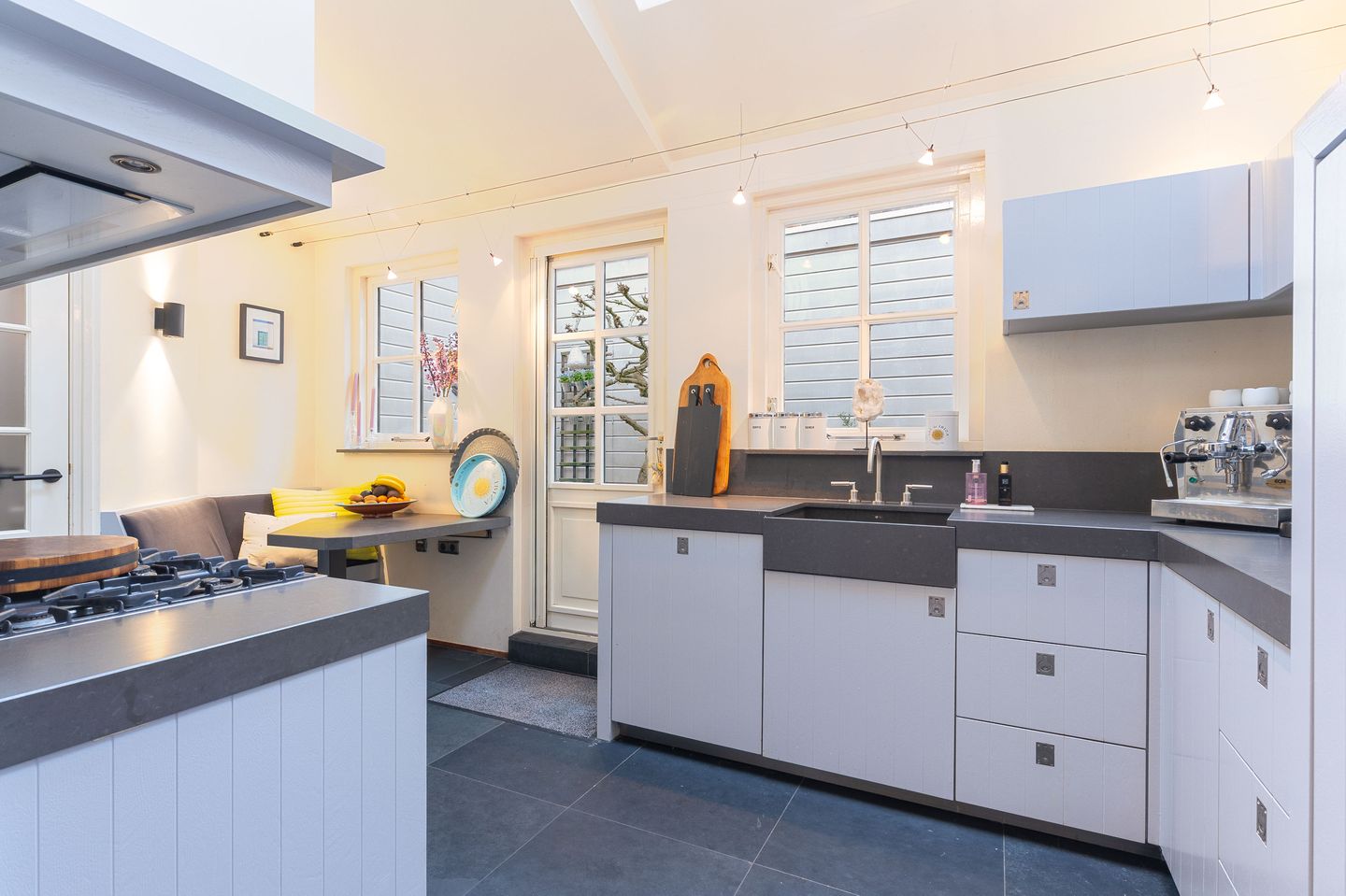 Unique Historic Townhouse in Heart of Hoorn City Center — 14